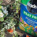 MIRACLE GRO MOISTURE CONTROL COMPOST SOIL PEAT FREE FOR HANGING POTS & BASKETS